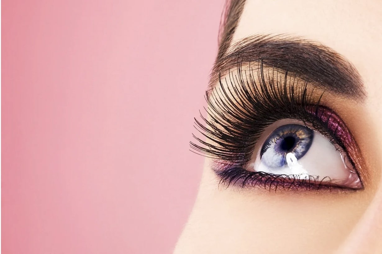 crafting-luxurious-fullness-with-russian-volume-eyelash-extensions-5